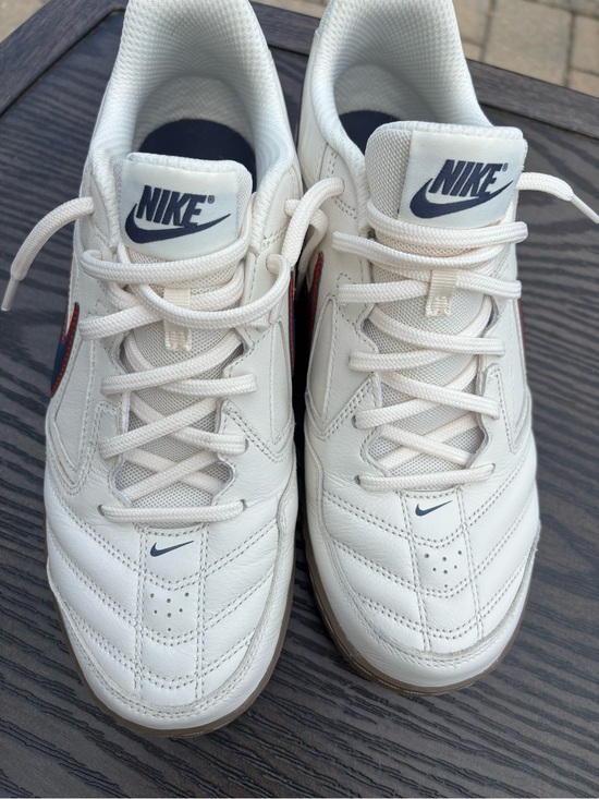 Nike Gato Men’s indoor soccer sneakers 10 main image 7